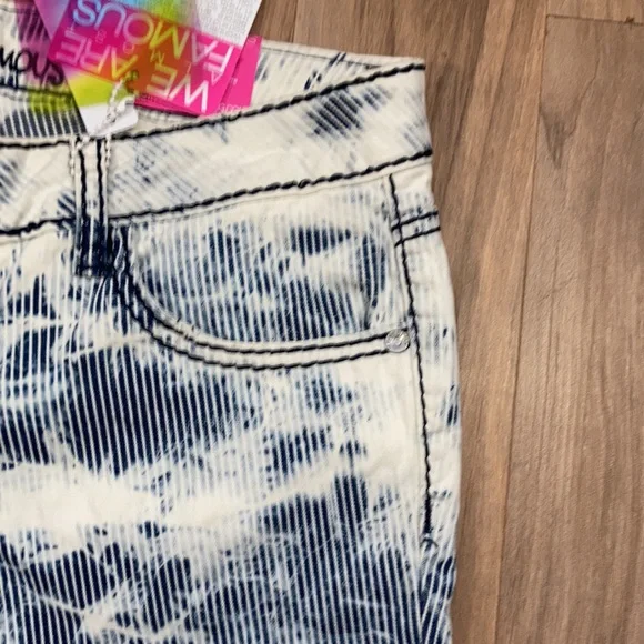 Almost Famous Skinny jean w striped splatter bleach print retro size 7 - Picture 6 of 16